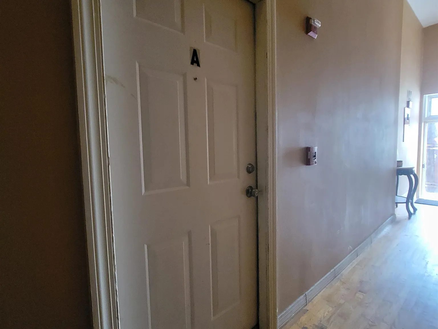 3 bed, 1.0 bath, $3,000 — Photo 2