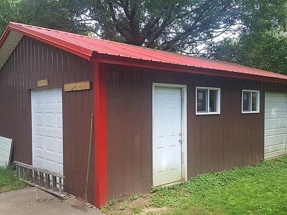4th image of 209 Cain Dr