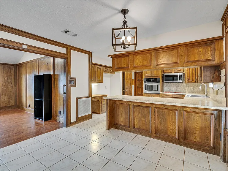 8 Shadowood St — Photo 12