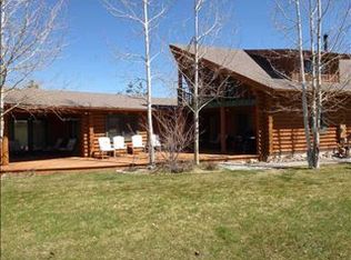 1073 Lazy M St, Red Lodge, MT 59068