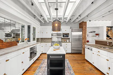 Rented by Powered by DMT LLC