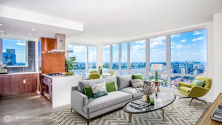 Rented by Silverstone Group USA Corp. | media 40