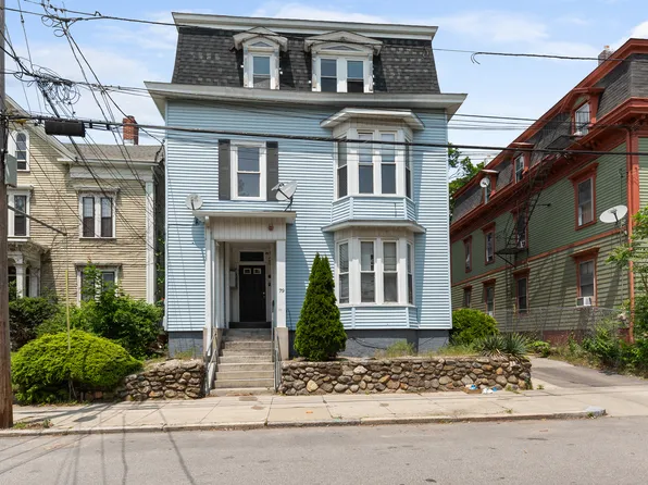 79 Oak Street
