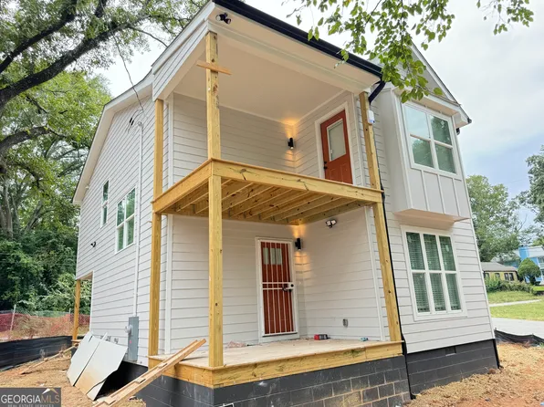 1099 Oak Knoll Ter SE, Atlanta, GA 30315