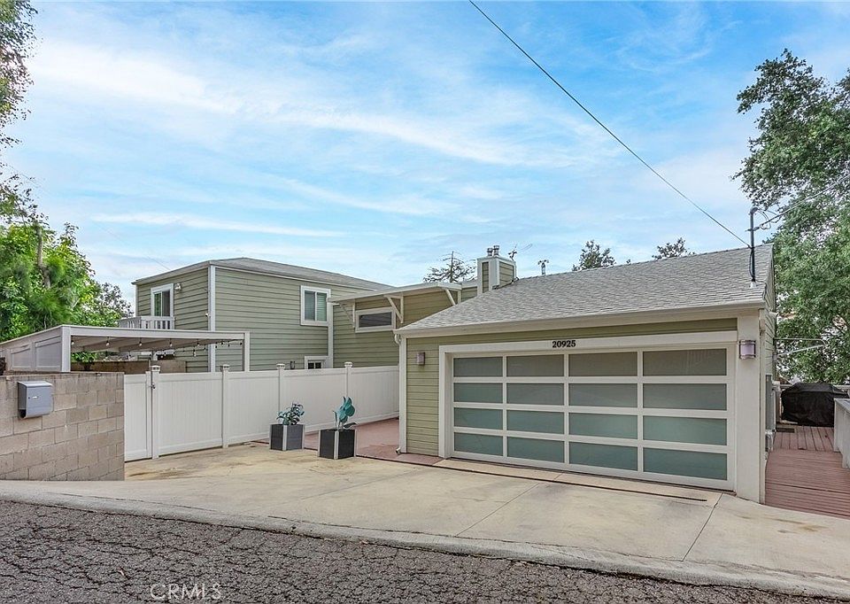 1st image of 20925 Almazan Rd