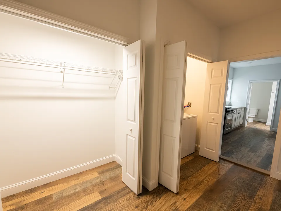 Back Entry with Washer/Dryer