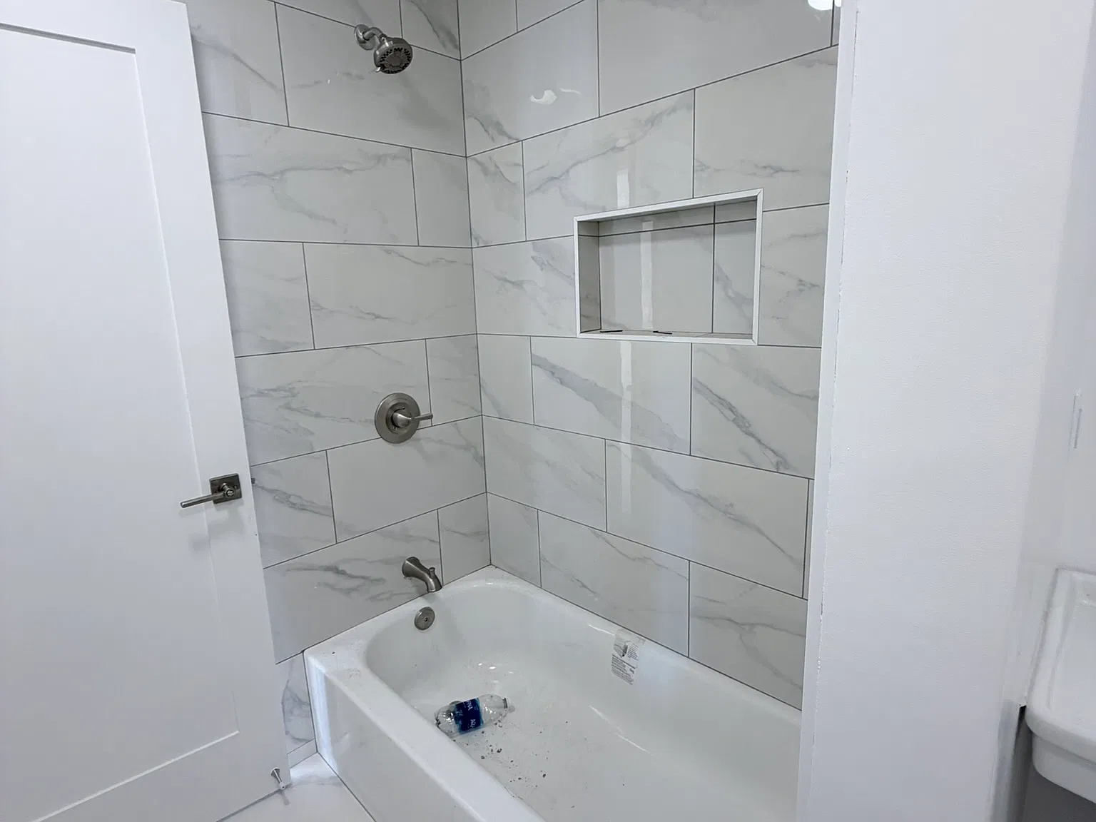 2 bed, $2,600 — Photo 2