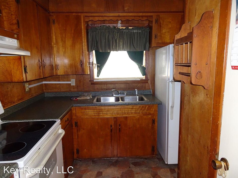 2nd image of 3424 Felker St