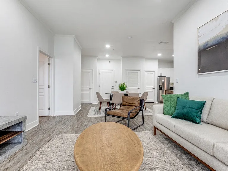 The Terraces at Perkins Rowe — Photo 8