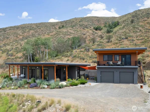 75 Little Colt Lane, Winthrop, WA 98862