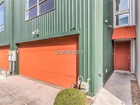 4th image of 1998 Pin Oak Ave