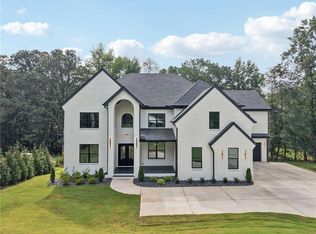 2977 N Bogan Rd, Buford, GA 30519