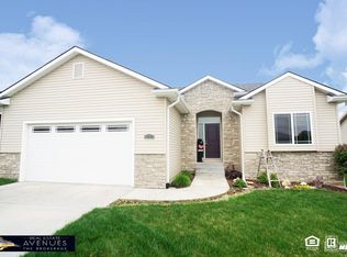 1220 N 95th St, Lincoln, NE 68505