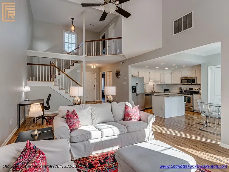 9250 N Vicksburg Park Ct — Photo 8