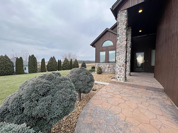 4th image of 17414 Fieldstone Dr