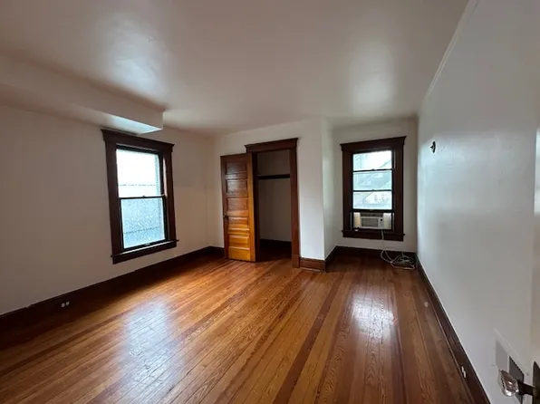 821 W Huron St APT 1, Ann Arbor, MI 48103