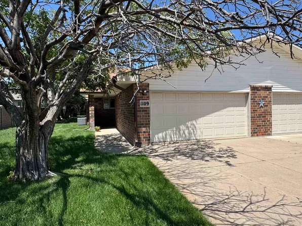 1109 Sandhill Court, North Platte, NE 69101