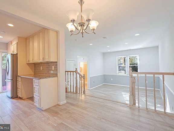 3rd image of 5555 Peppercorn Dr
