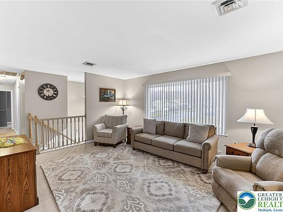 2nd image of 1873 Molinaro Dr