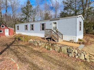 61 Goldfinch Rd, Barrington, NH 03825