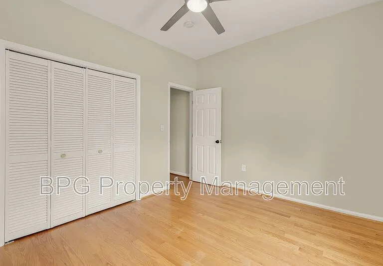 1027 7th St NE — Photo 24