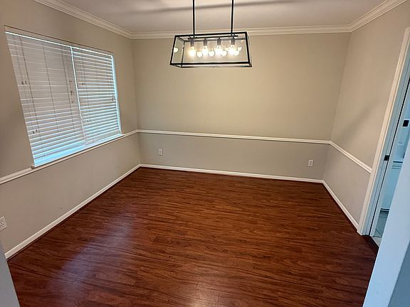 4th image of 2314 Eaglerock Dr