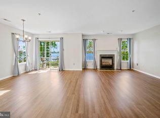 6209 Riverfront Dr, Palmyra, NJ 08065