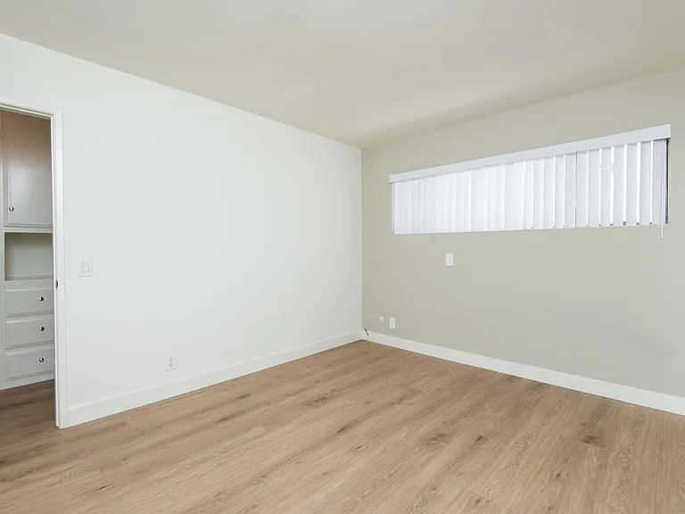 3752 Mentone Ave #5 — Photo 13