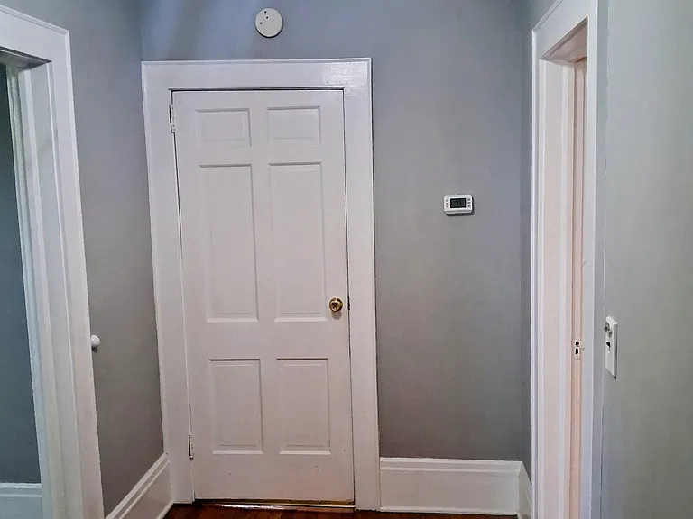 807 W Haymore St — Photo 7