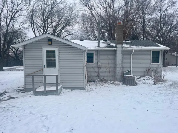 814 S 10th St, Montevideo, MN 56265