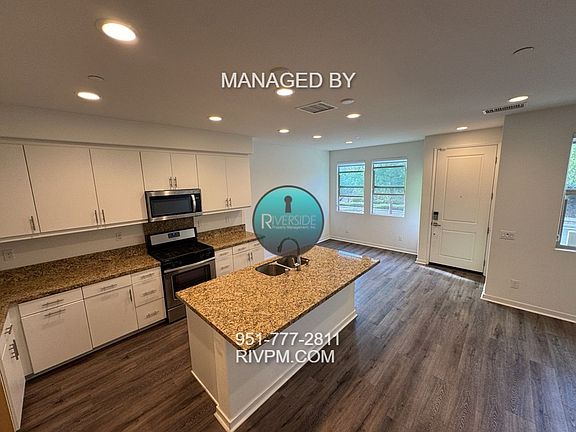 3rd image of 2625 Verna Dr Unit 105