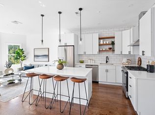 333 Maverick St #4, Boston, MA 02128