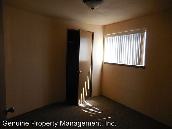 3rd image of 19 N Columbus Ave