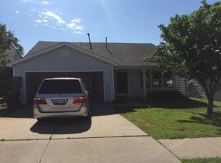 2424 Hunting Horse Trl, Norman, OK 73071