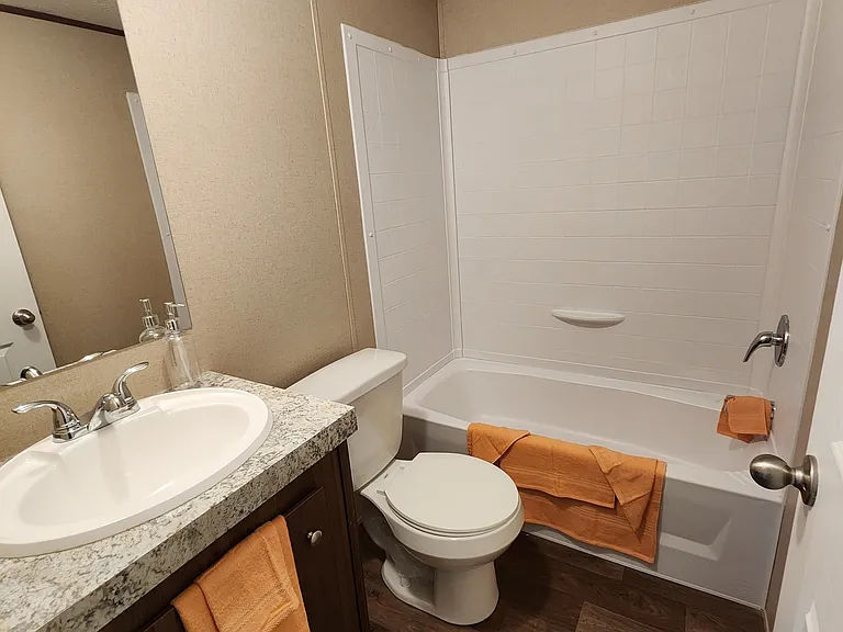 Creekside Village — Photo 9