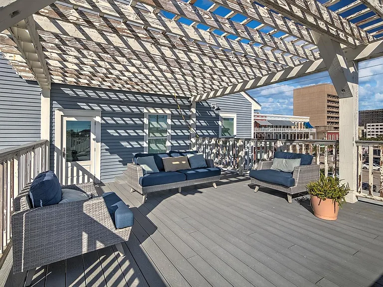 2401 Market St #101 — Photo 22