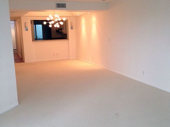 3rd image of 140 Ocean Park Blvd #426