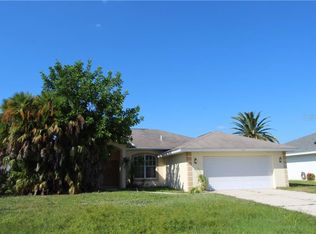 110 Bunker Rd, Rotonda West, FL 33947