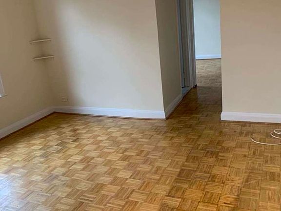 5th image of 3160 38th St APT 1R