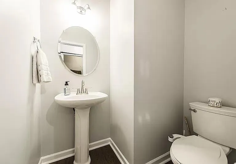 5817 Sterling Oaks Dr — Photo 32