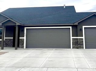 1817 Gingko St, Rupert, ID 83350