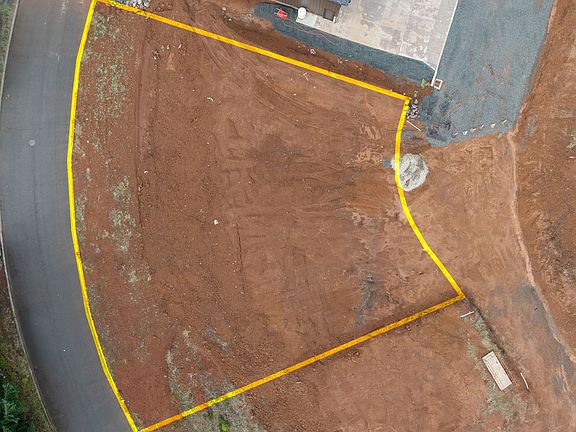 3rd image of 611 Hulton Way