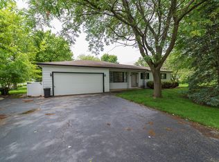 2711 Leven Ave, New Lenox, IL 60451
