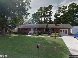 106 Lawne St, Smithfield, VA 23430