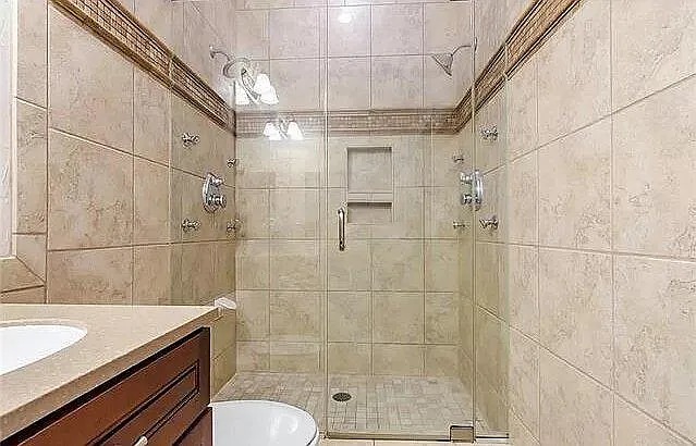 127 N Tryon St #412 — Photo 7