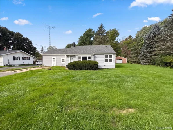 510 Gregory Pl, Jackson, MI 49202
