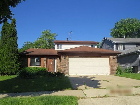 2nd image of 2317 Vista Dr