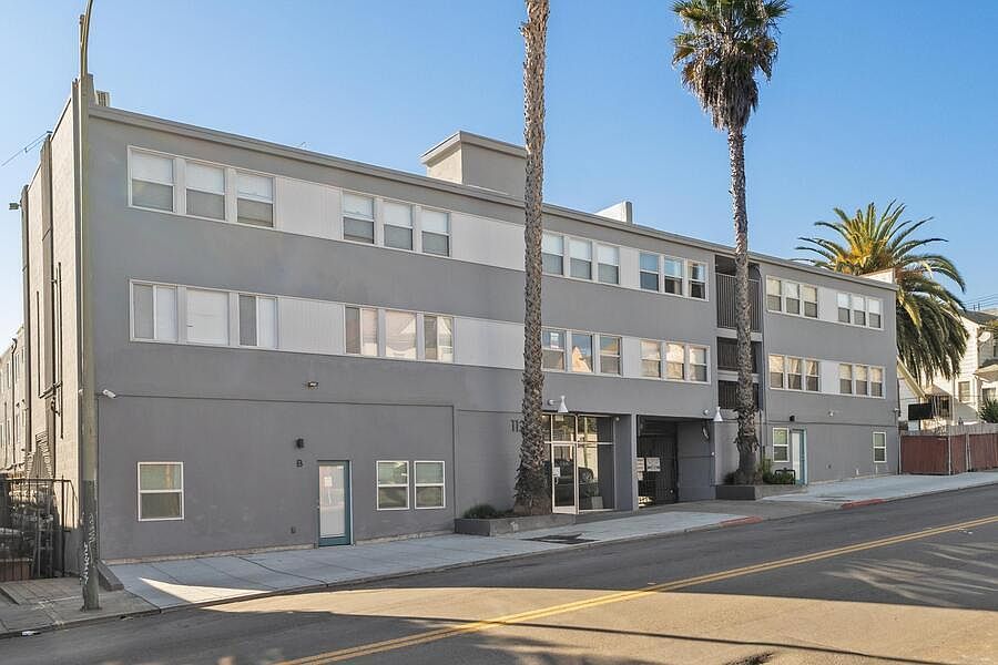 1st image of 1125 E 18th St APT 26
