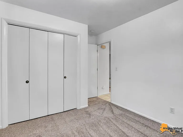 6800 Weimer Rd — Photo 27