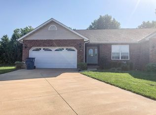 2237 Madero Dr, Shiloh, IL 62221